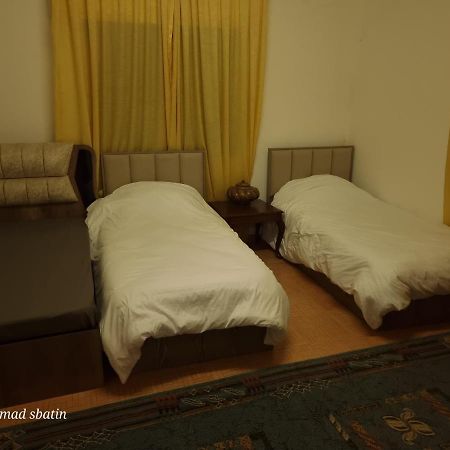 Sbatin Hotel Madaba Luaran gambar