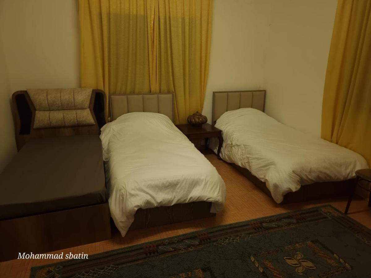Sbatin Hotel Madaba Luaran gambar